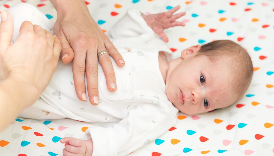 6 dicas para amenizar a cólica nos bebês